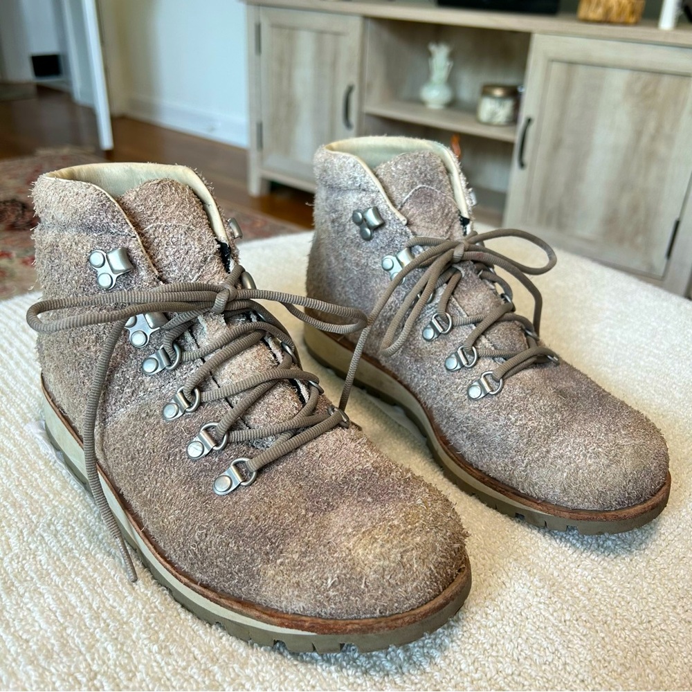 Merrell Wilderness LT Cloud Womens cloud Lace up hiking boot leather welt beige